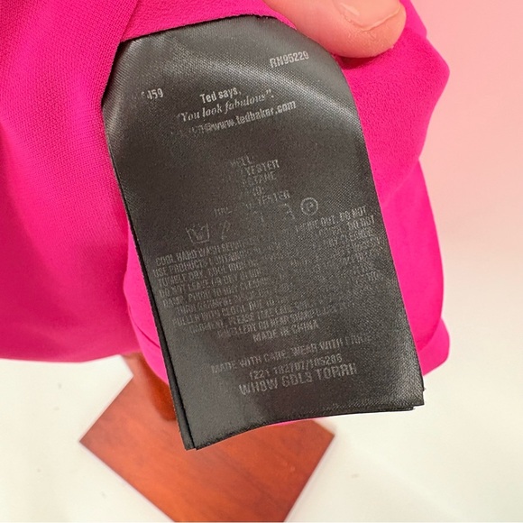 Ted Baker London Hit Pink Mock Neck Scalloped Mini Dress Size 3 / 8 - Picture 7 of 10